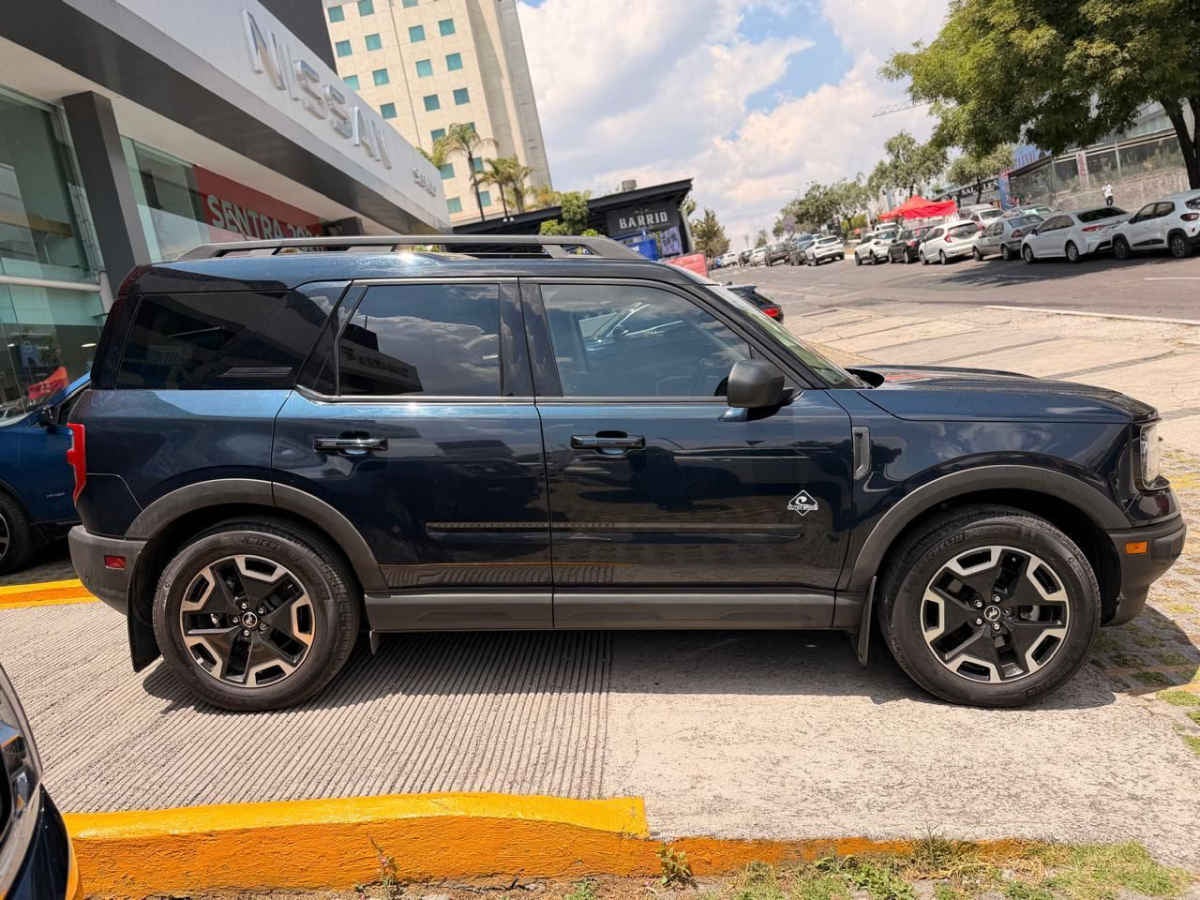 2022 Ford Bronco Sport 5p Outer Banks L3/1.5/T Aut