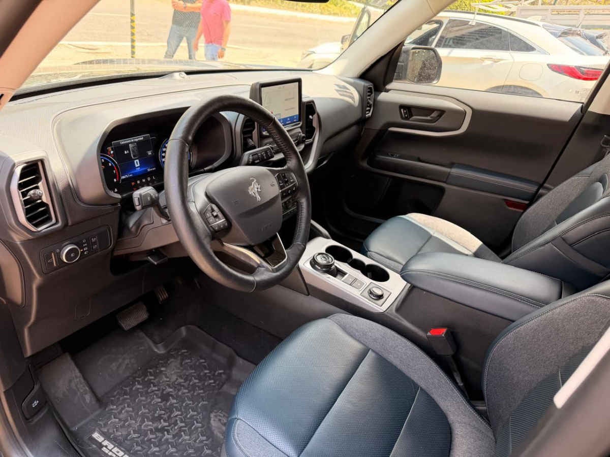 2022 Ford Bronco Sport 5p Outer Banks L3/1.5/T Aut