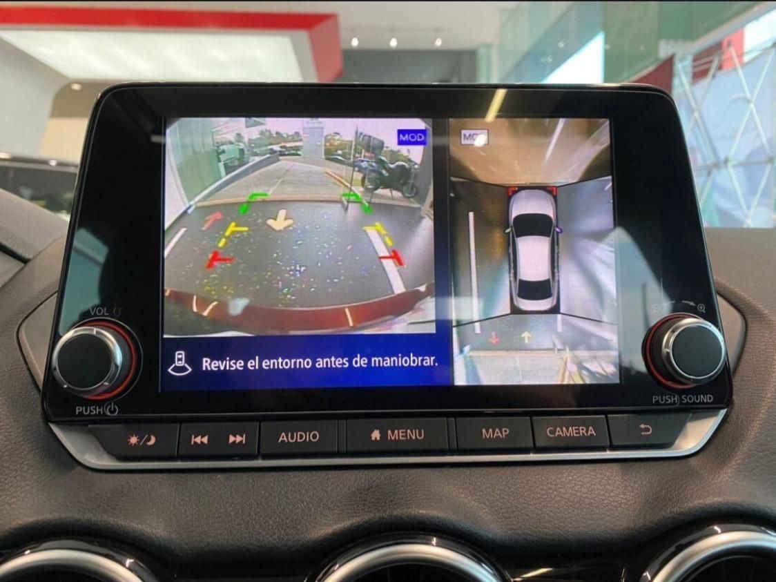 2023 Nissan Sentra 4p SR Platinum Bi-tono L4/2.0 Aut