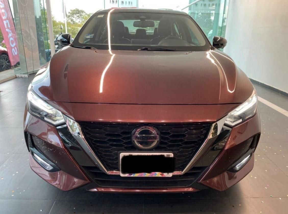 2023 Nissan Sentra 4p SR Platinum Bi-tono L4/2.0 Aut
