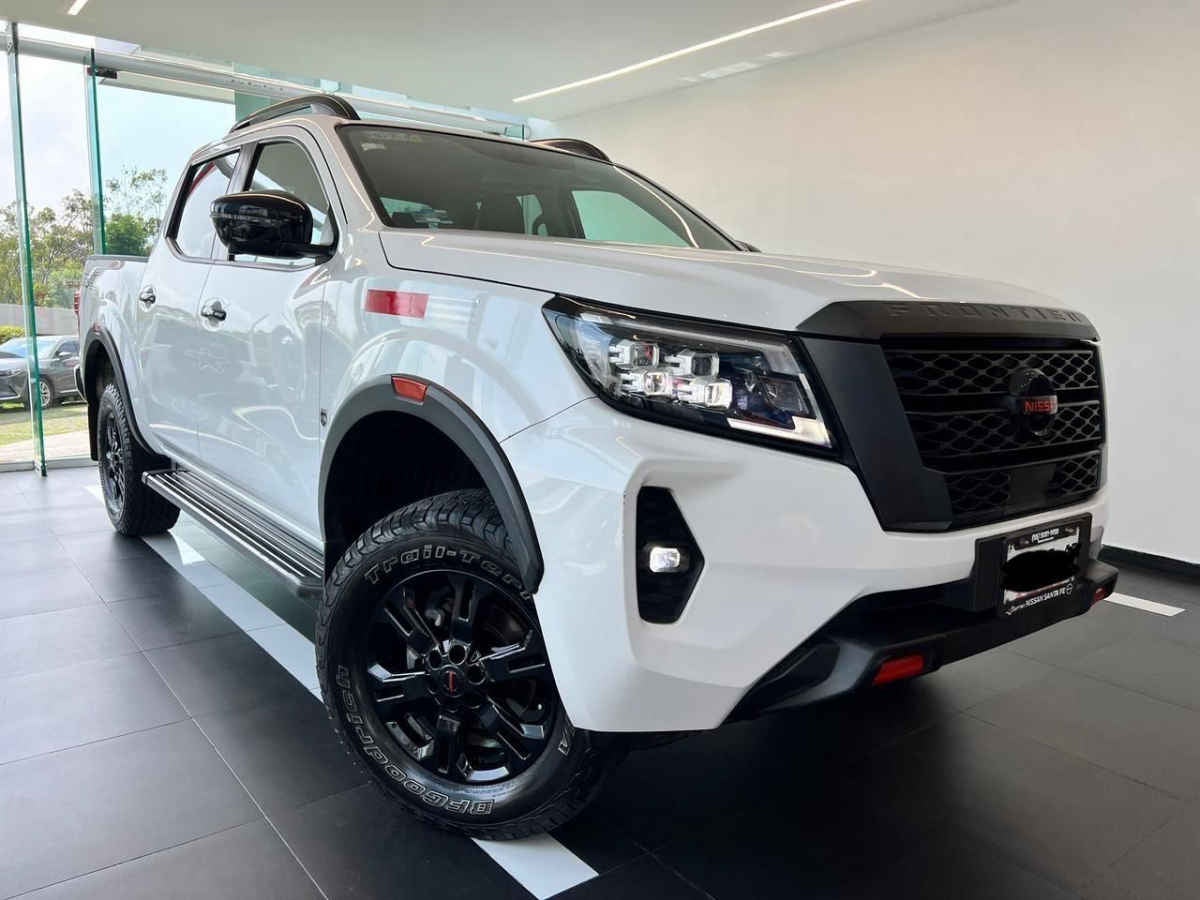 2022 Nissan Frontier 4p Pro-4X L4/2.5 Aut 4x4