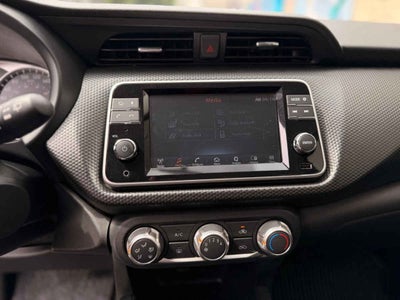 2025 Nissan Kicks 5p Play Advance L4/1.6 Aut