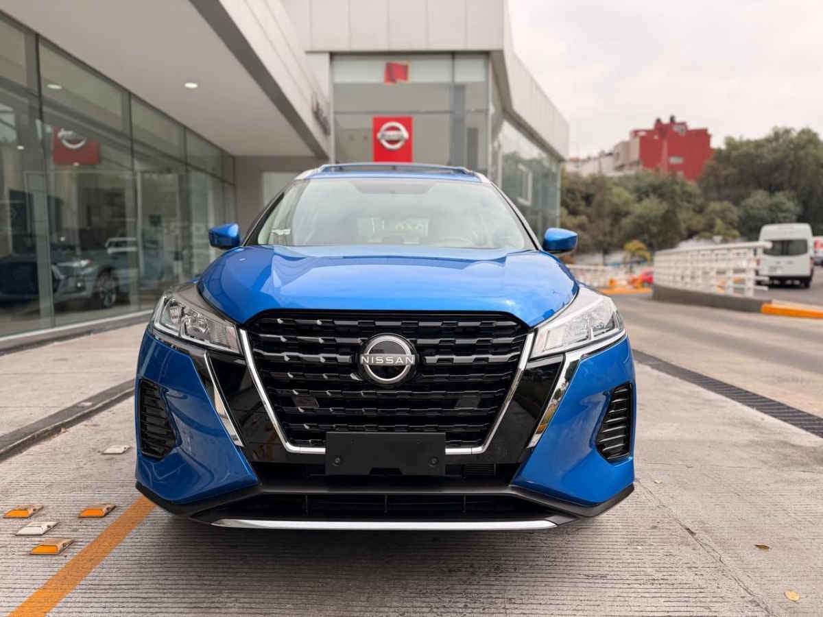 2025 Nissan Kicks 5p Play Advance L4/1.6 Aut