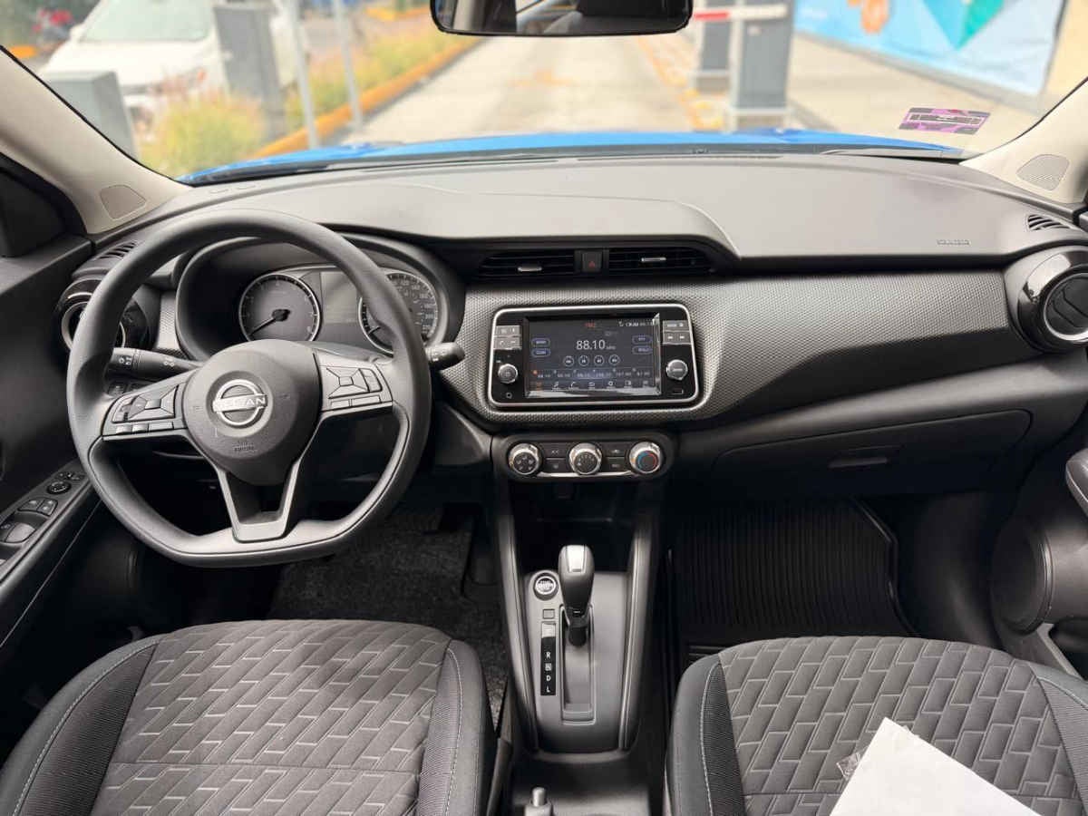 2025 Nissan Kicks 5p Play Advance L4/1.6 Aut