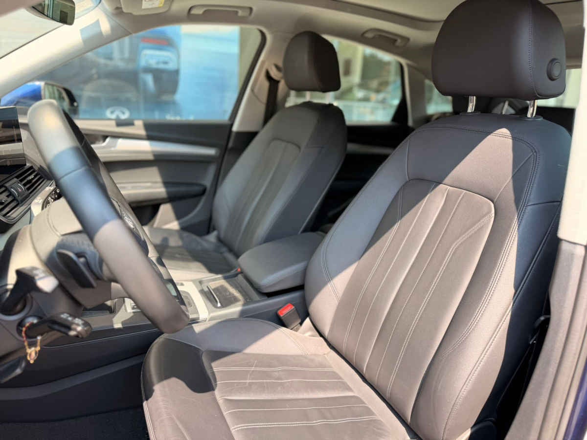 2024 Audi Q5 5p Select Sportback L4/2.0/T Aut MHEV