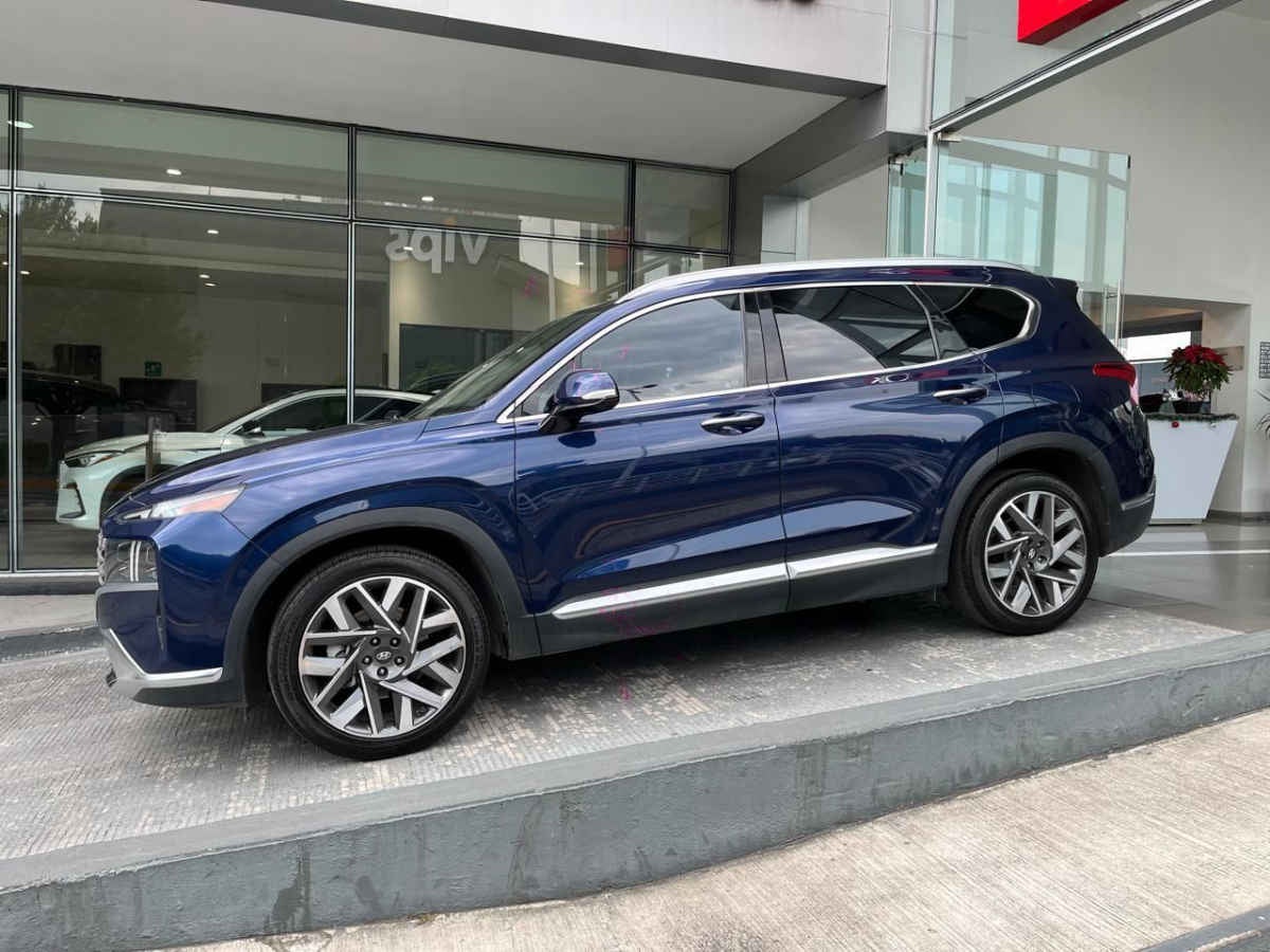 2022 Hyundai Santa Fe LIMITED TECH