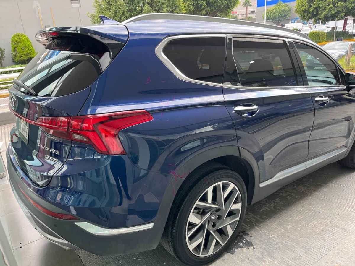 2022 Hyundai Santa Fe LIMITED TECH