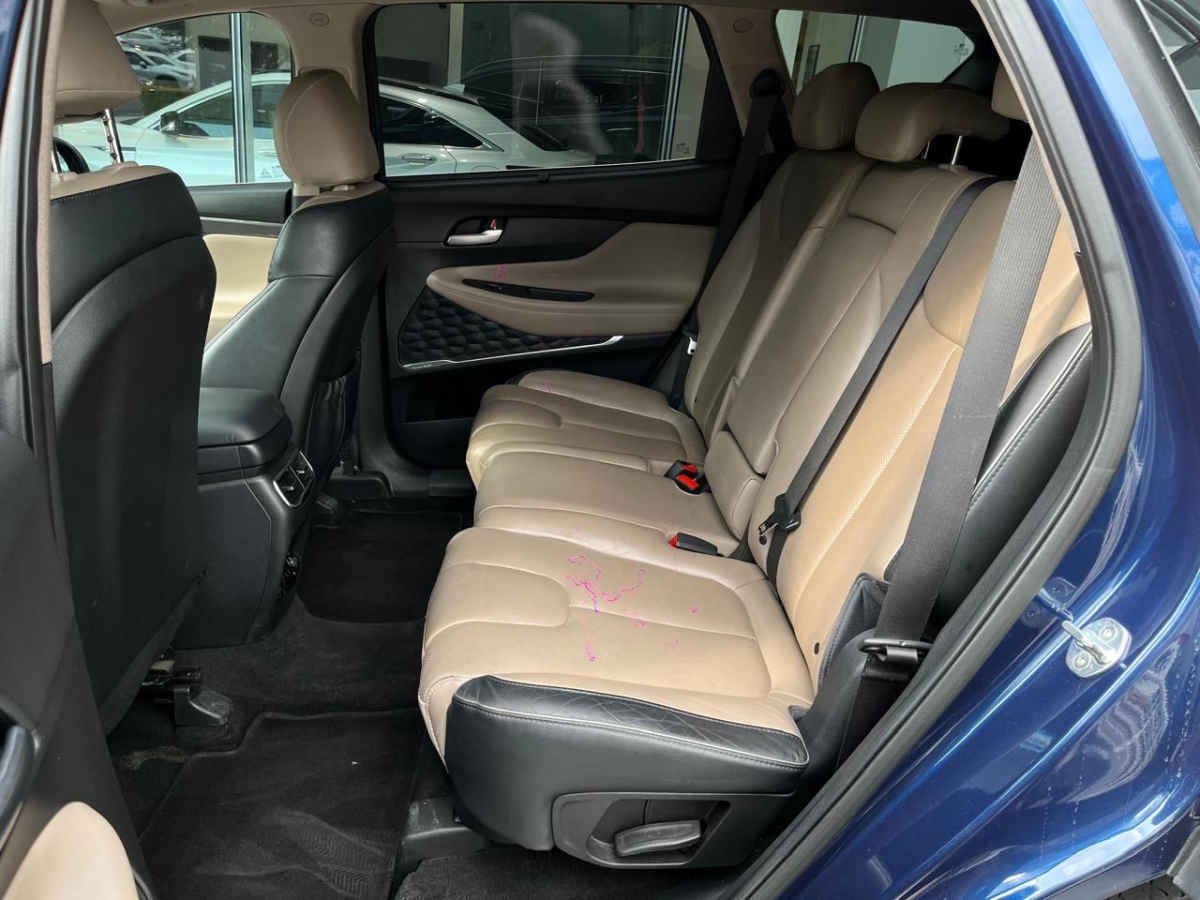 2022 Hyundai Santa Fe LIMITED TECH