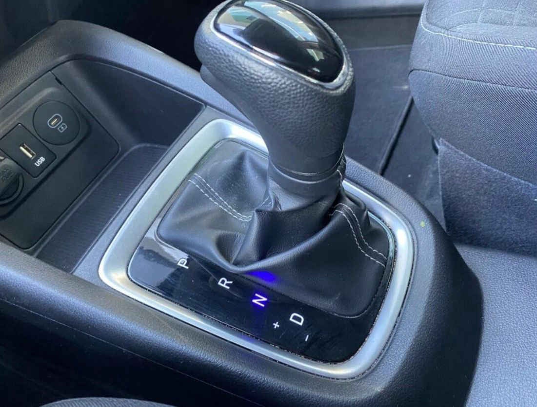 2025 Hyundai HB20 4p GL L4/1.6 Aut Rin 16