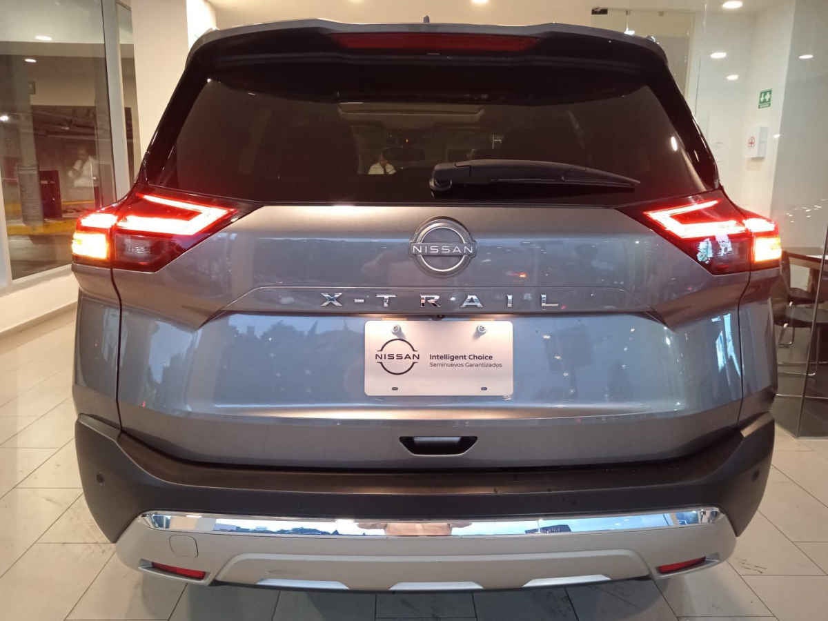 2025 Nissan X-Trail 5p Platinum 3 Row L4/2.5 Aut
