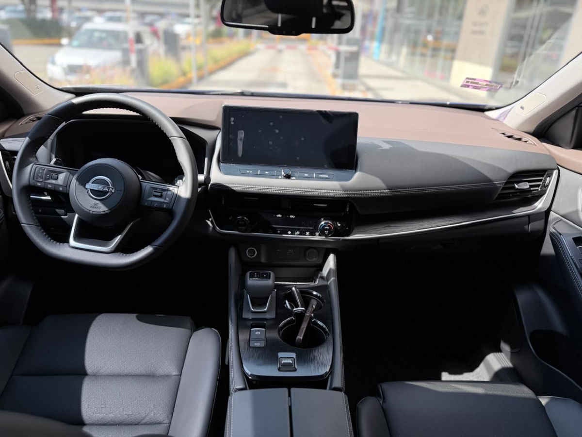 2024 Nissan X-Trail 5p Platinum Plus 2 Row L4/2.5 Aut