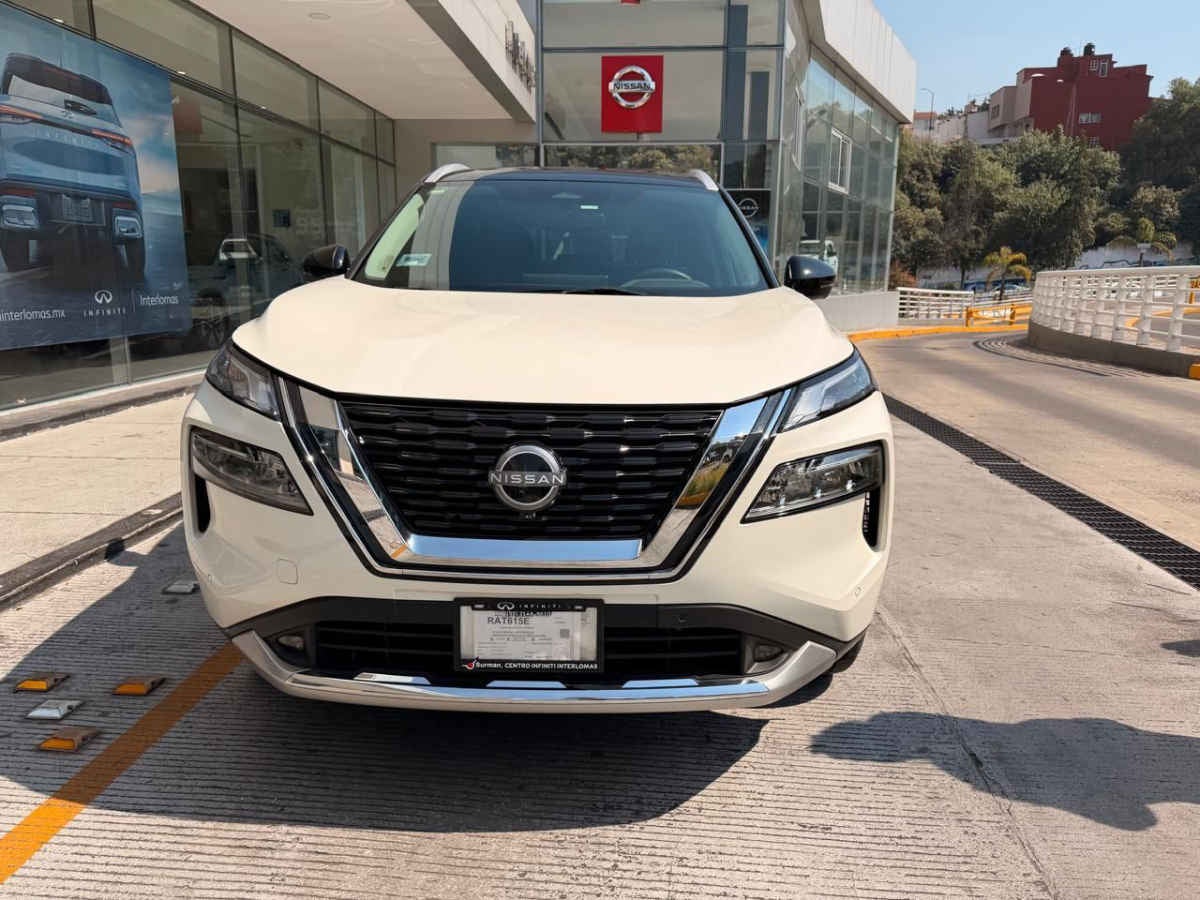 2023 Nissan X-Trail 5p Platinum Plus 2 Row L4/2.5 Aut