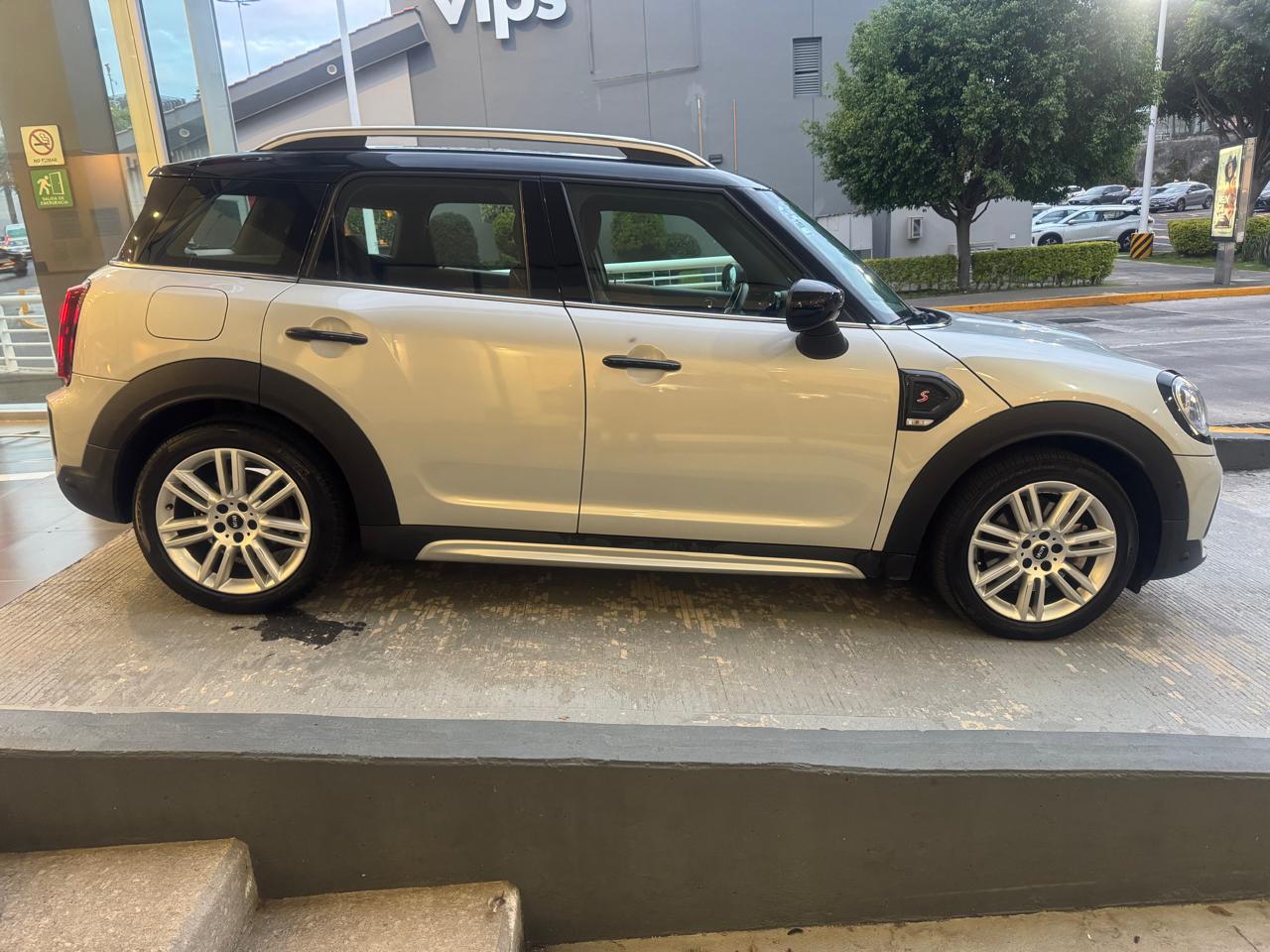 2023 MINI COOPER COUNTRYMAN 5 PTS S COUNTRYMAN ICONIC L4 20T 192 HP TA PIEL TP GPS RA-18
