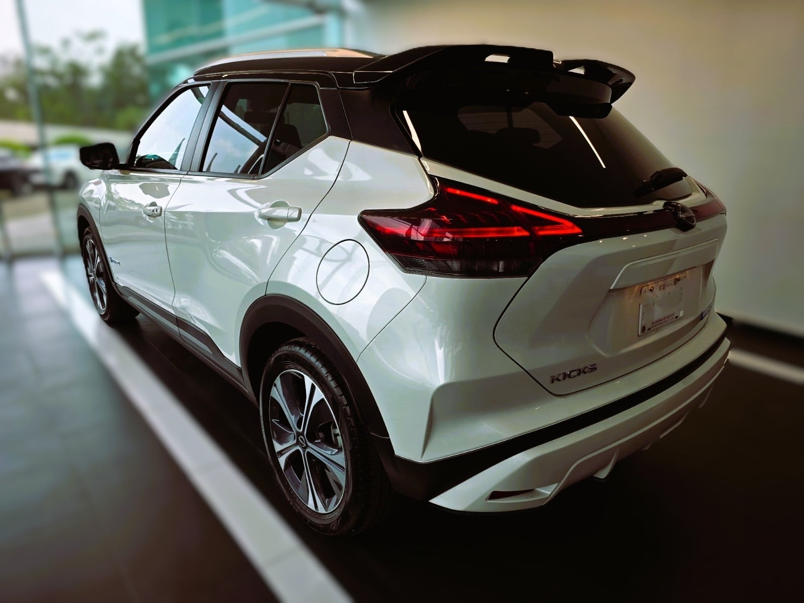 2024 Nissan KICKS 5P PLATINUM E-POWER HEV L31.2 AUT